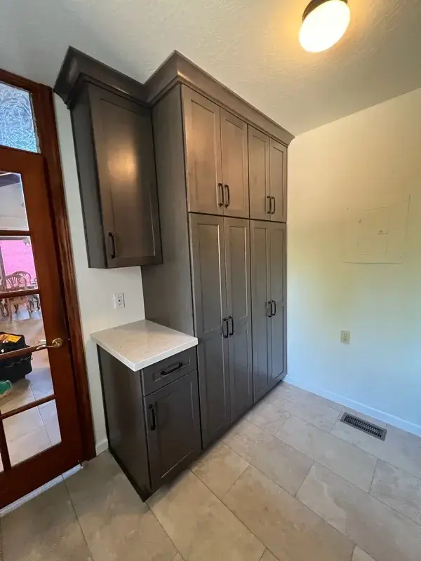 Kitchen project by Barron's Flooring & Home in Sutter Creek, CA featuring Kemper Maple cabinets, Marimac door, Colt stain, MSI Cashmere Taj 2cm quartz, Surface Art Parkside subway tile, beige, 2.5×8